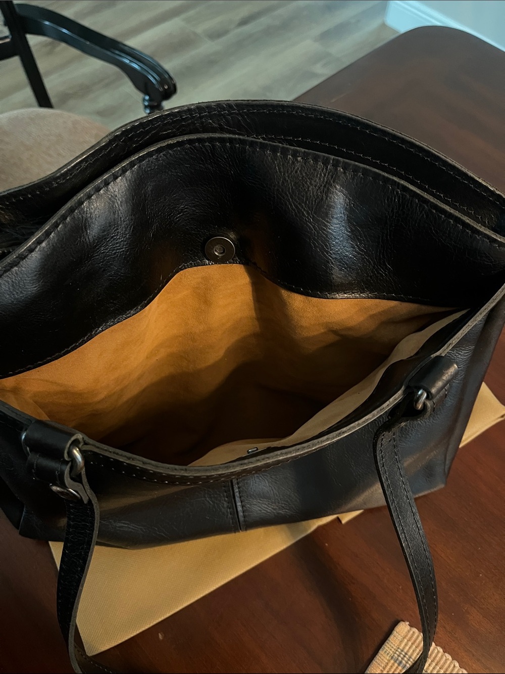 Patricia Nash Poppy Tote Black Leather Bag - Picture 6 of 10